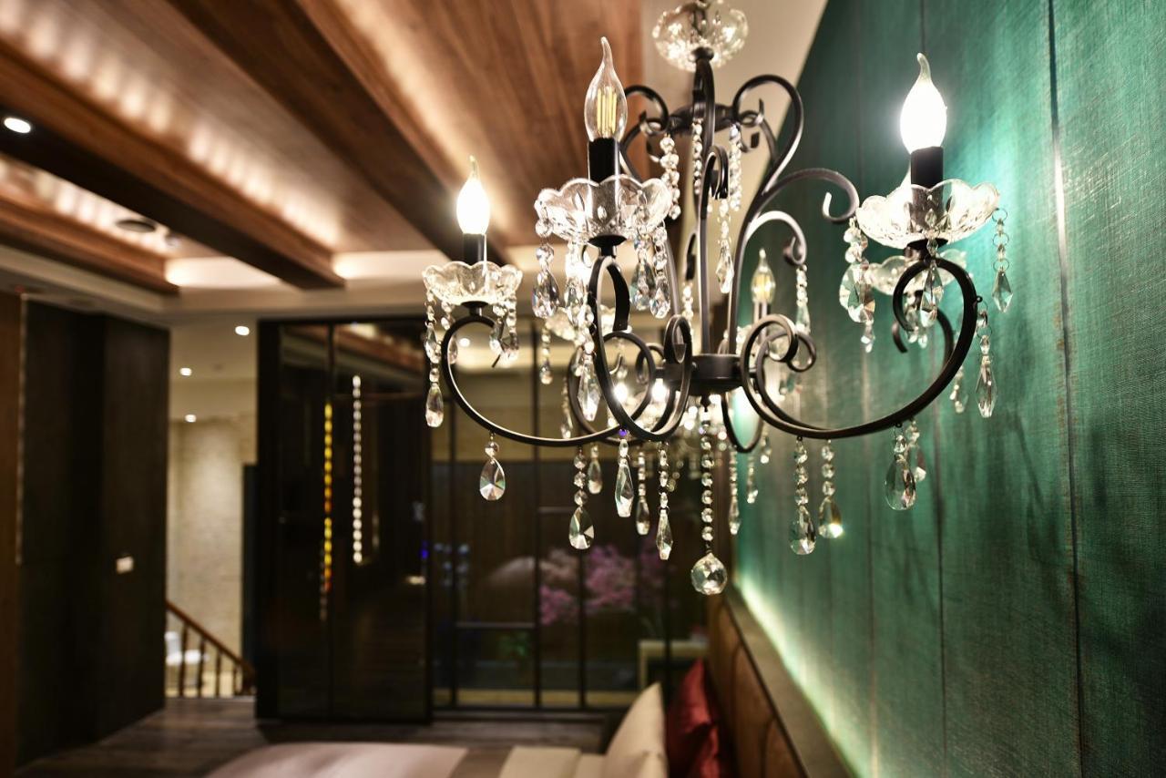 Venice Motel Taichung Exterior foto