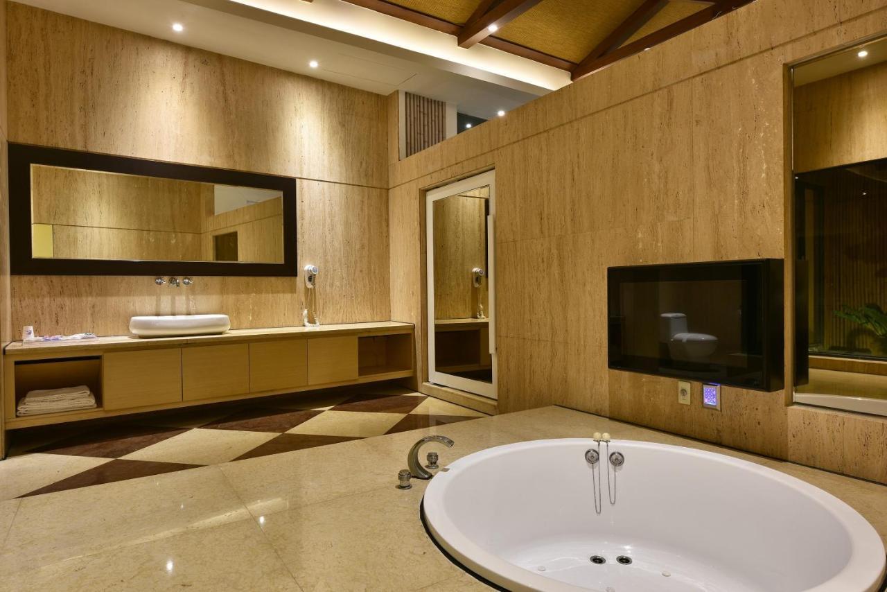 Venice Motel Taichung Exterior foto