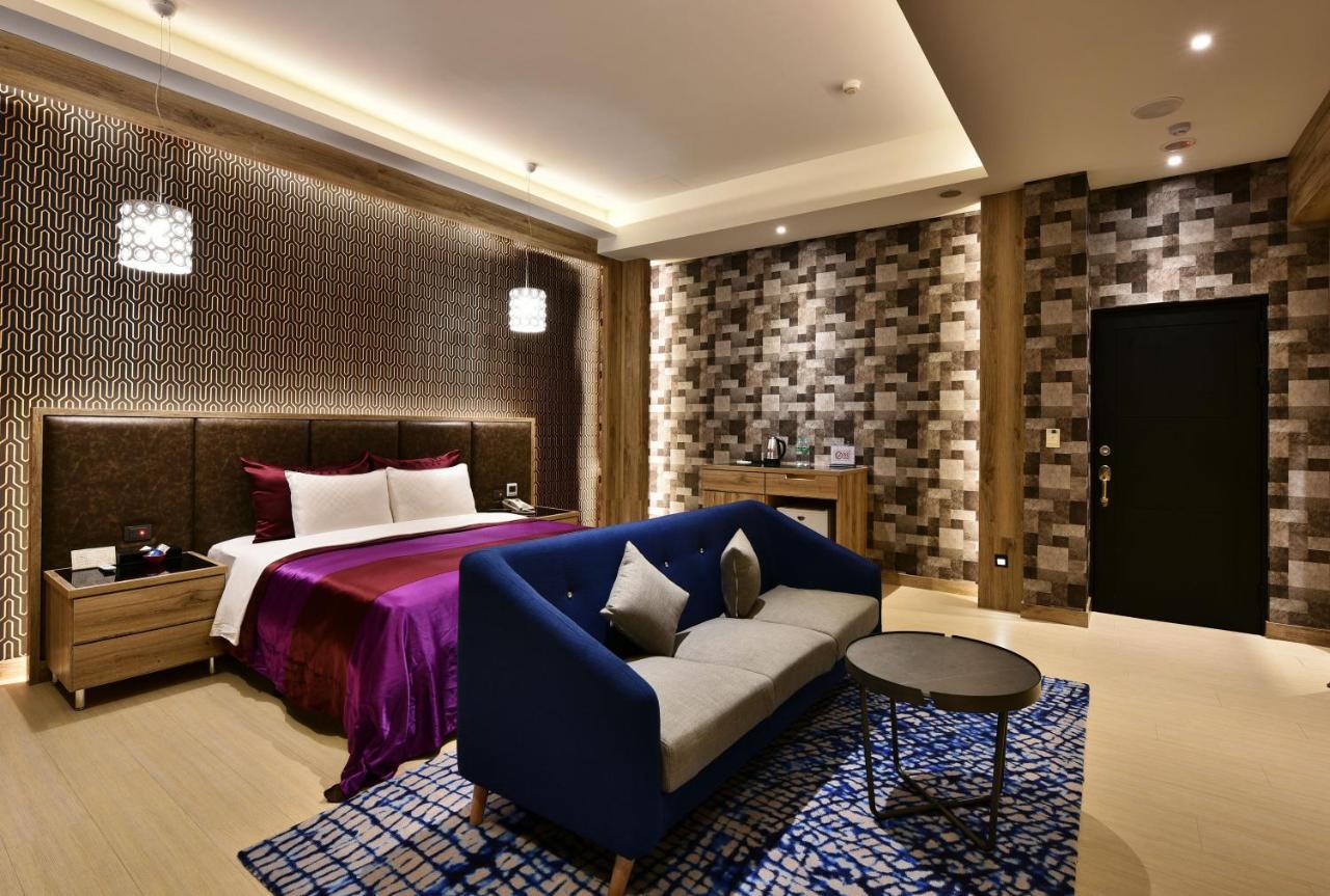 Venice Motel Taichung Exterior foto