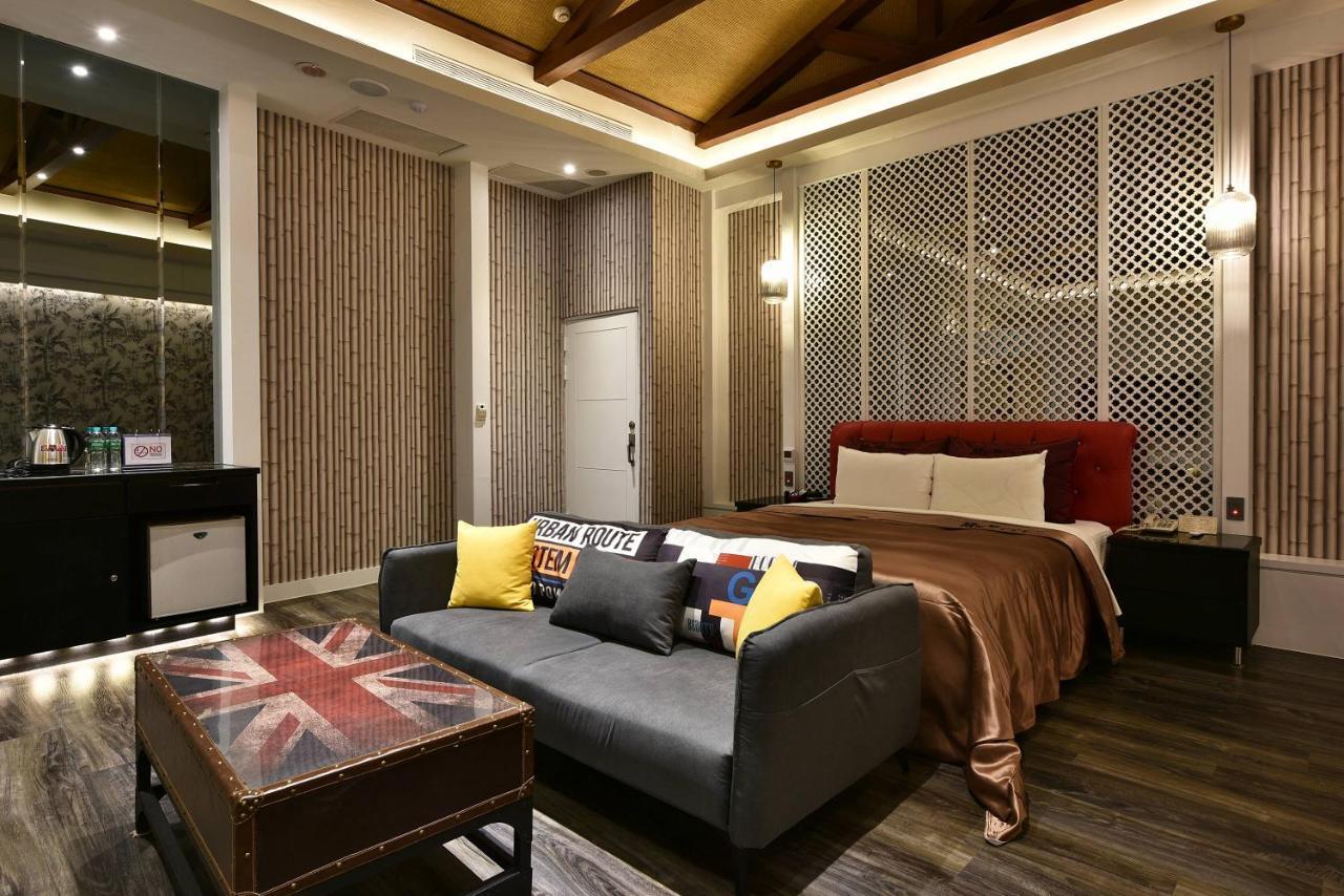 Venice Motel Taichung Exterior foto