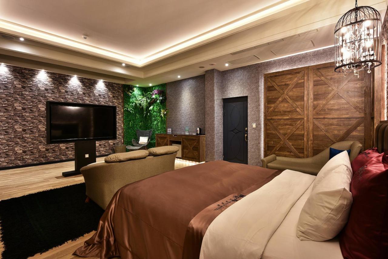 Venice Motel Taichung Exterior foto