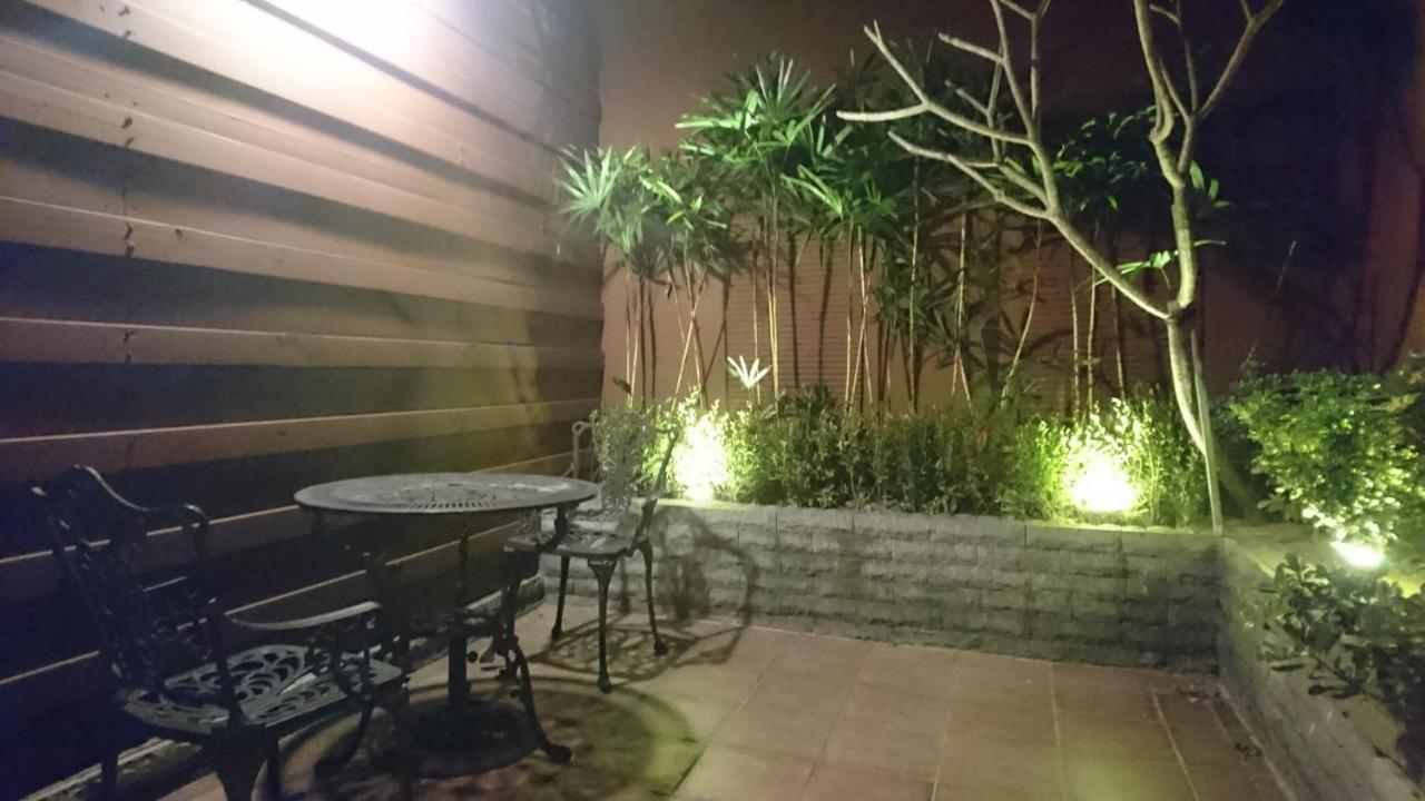 Venice Motel Taichung Exterior foto